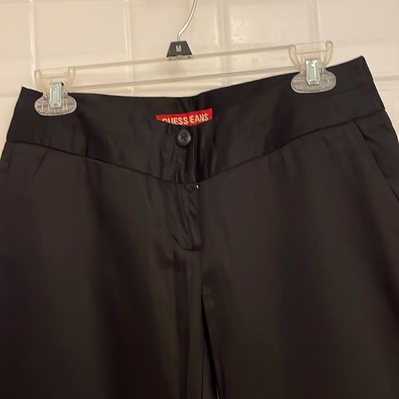 NWT Guess Jeans capri size 26, color black. 2 front pockets and 1 back pocket - Picture 9 of 17